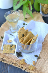 Biscuits apéritifs aux graines {végans et sans gluten}