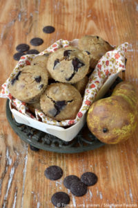 Muffins à l’okara, poire et chocolat {Omnicuiseur}