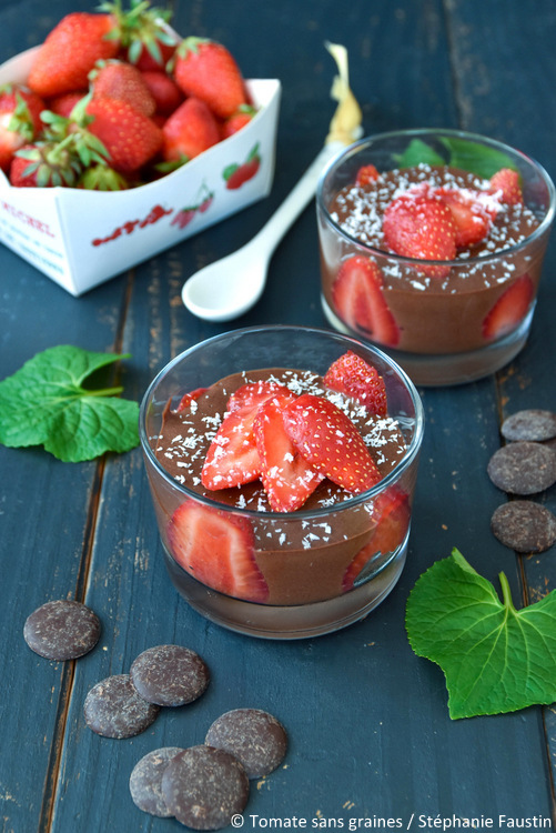 Mousse au chocolat noir et aux fraises_Blog Tomate sans graines