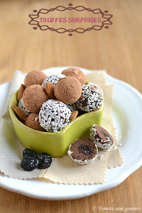 Photo des truffes surprises aux amandes et cranberries du blog Tomate Sans Graines de Stéphanie Faustin