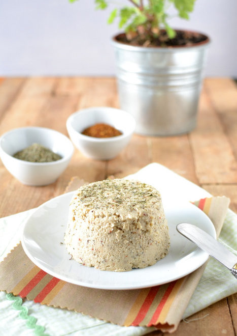 Fromage Végétal Au Piment Despelette And Herbes De Provence Faux Mage Un Pas Plus Vert 