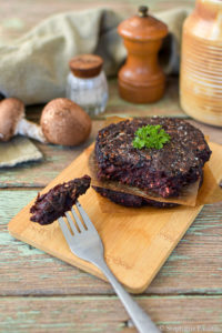 Steaks végétaux champi-betterave